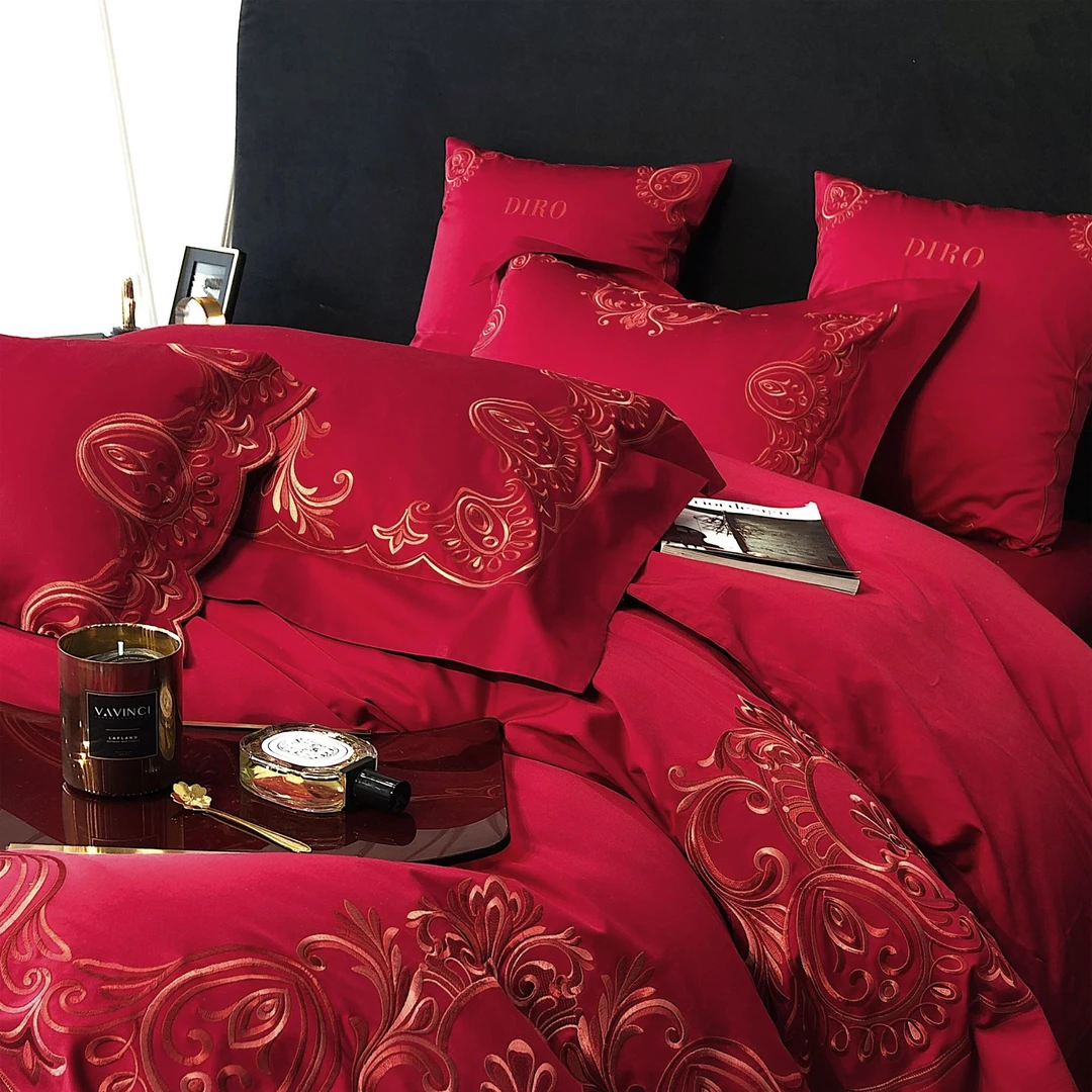 孔龙 罗伊 新疆长绒棉婚庆喜被大红色中式绣花婚房纯棉四件套