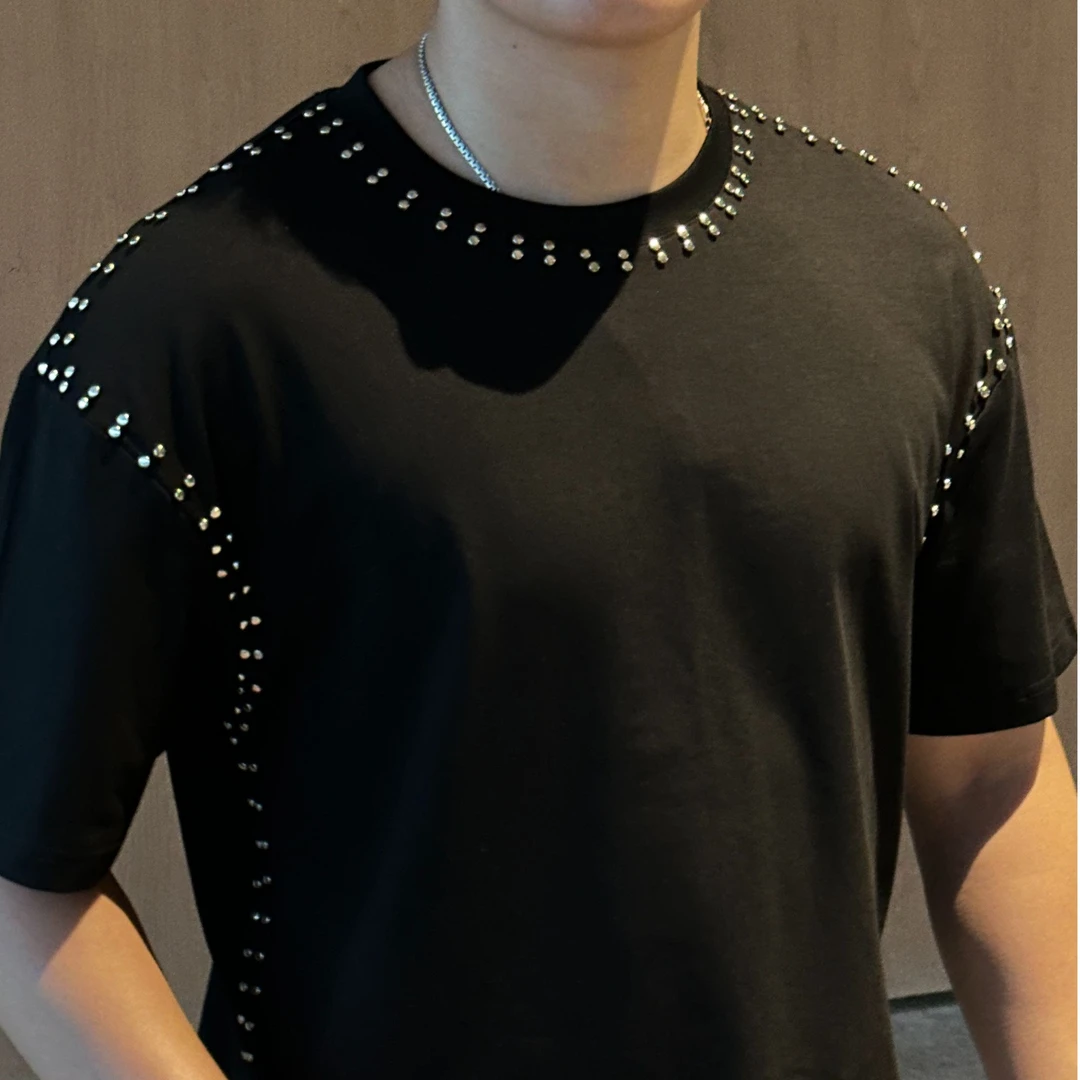 汤姆家（升级）新款美式金属铆钉小众男T恤