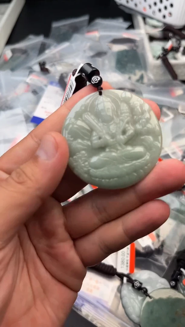【闪购商品】翡翠颈饰未镶嵌天然翡翠 一物一图