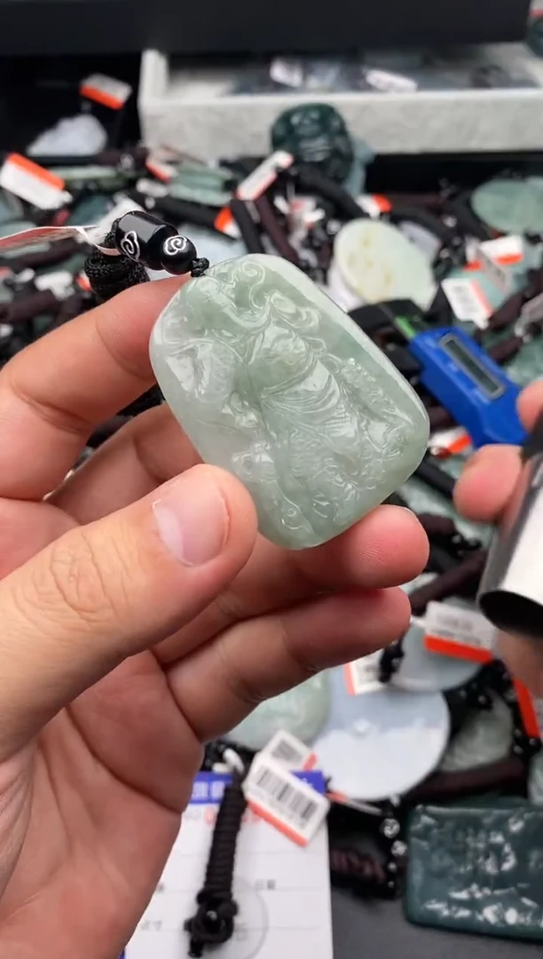 【闪购商品】翡翠颈饰未镶嵌天然翡翠 一物一图