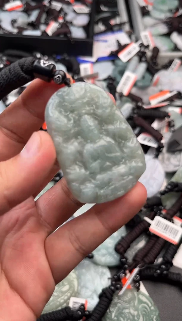 【闪购商品】翡翠颈饰未镶嵌天然翡翠 一物一图