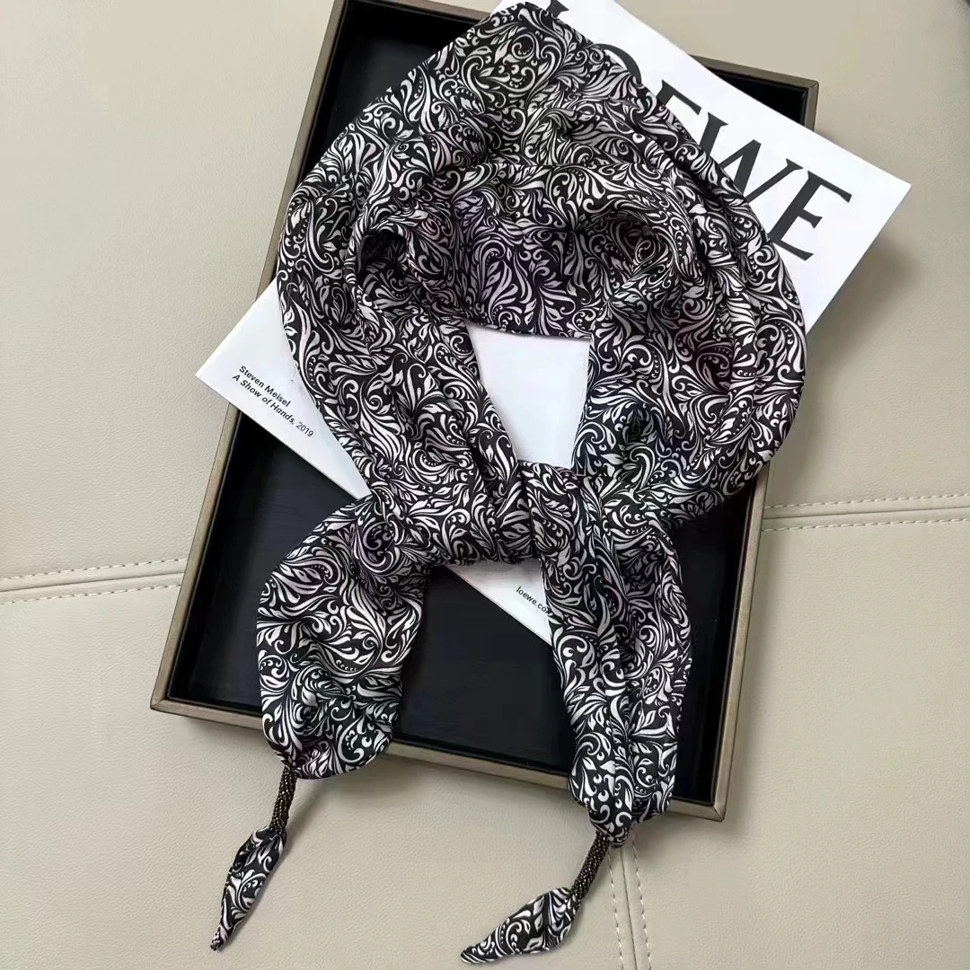 时尚个性气质百搭三角丝巾