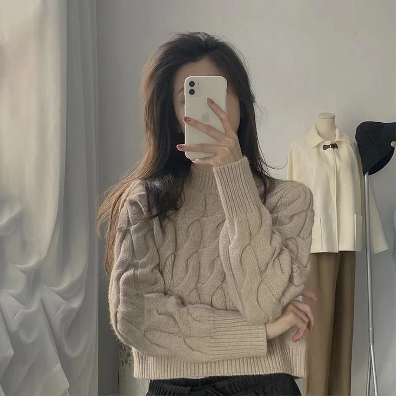 2023港味复古小个子短款毛衣女秋冬内搭设计感小众别致慵懒风上衣