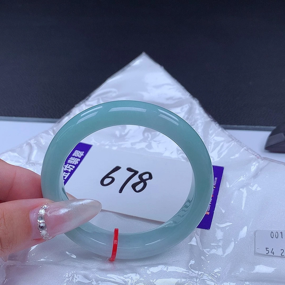 翡翠手镯未镶嵌手镯001470