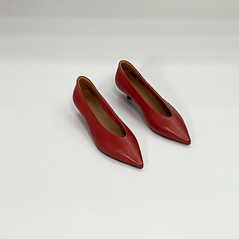【断码福利】胎牛真皮低跟尖头单鞋女-酒红色