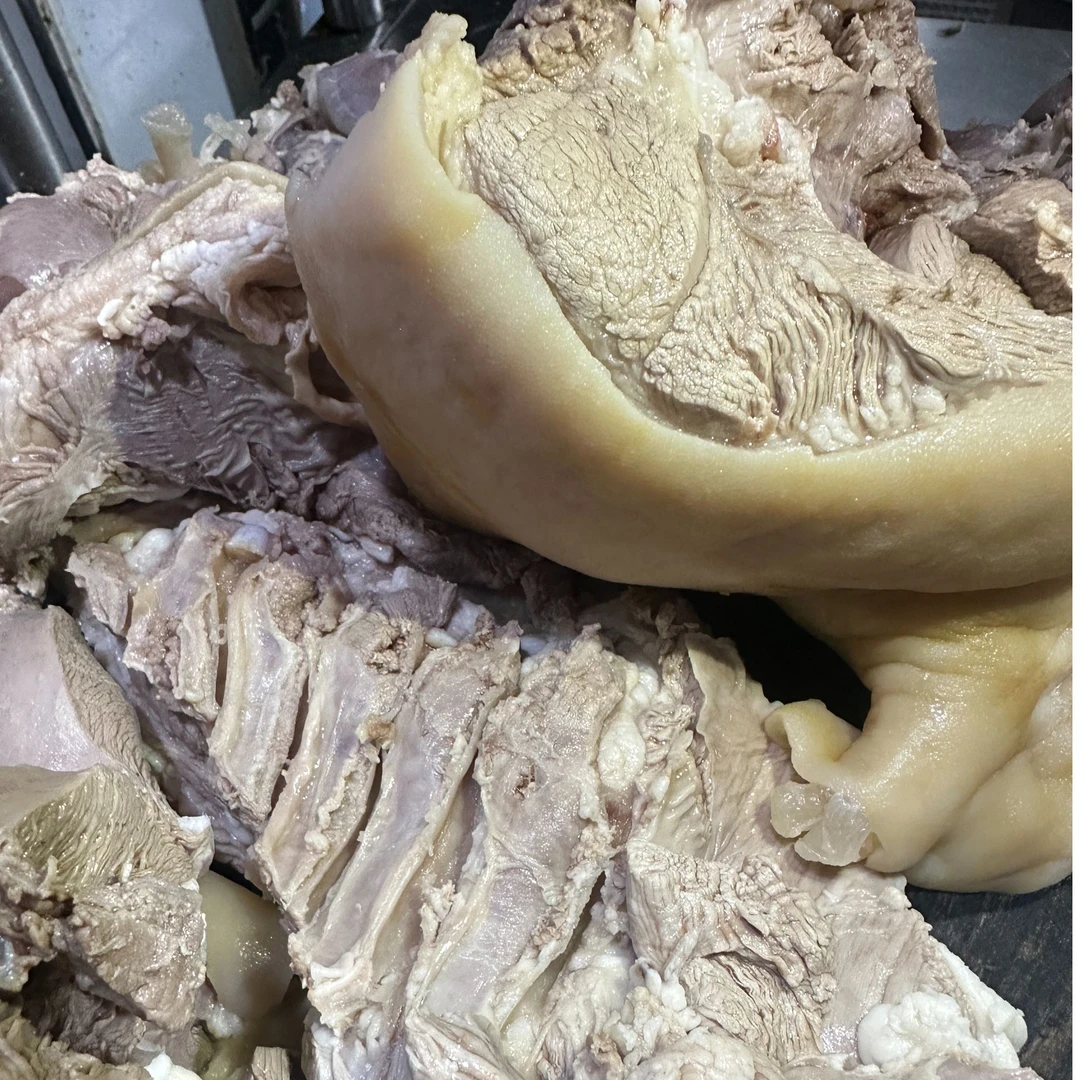【带皮整块全熟羊肉 鲜羊肉】贵州习水马临散养黑山羊无骨白切肉