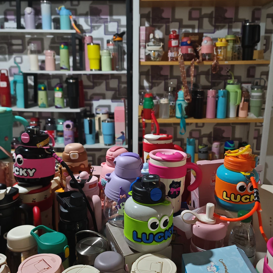 品牌水杯捡漏专场保温杯吸管杯防摔背带直饮