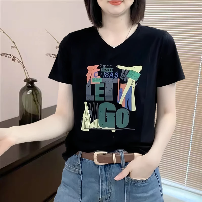 纯棉v领黑色短袖t恤女中年妈妈夏装2025新款显瘦遮肚洋气半袖T恤