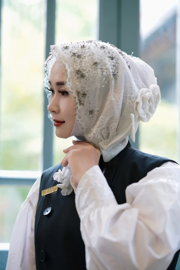 【嘉米拉】莫奈波光-蕾丝钉珠花朵帽JML1037M