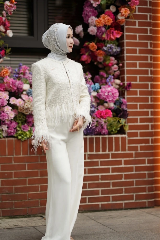 【嘉米拉】轻奢白色阔腿长裤CK23126