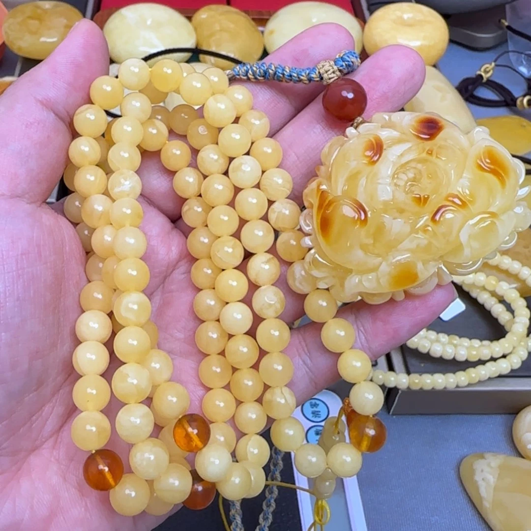 【闪购商品】琥珀颈饰未镶嵌寿****妮