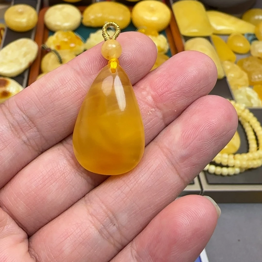 【闪购商品】蜜蜡颈饰未镶嵌