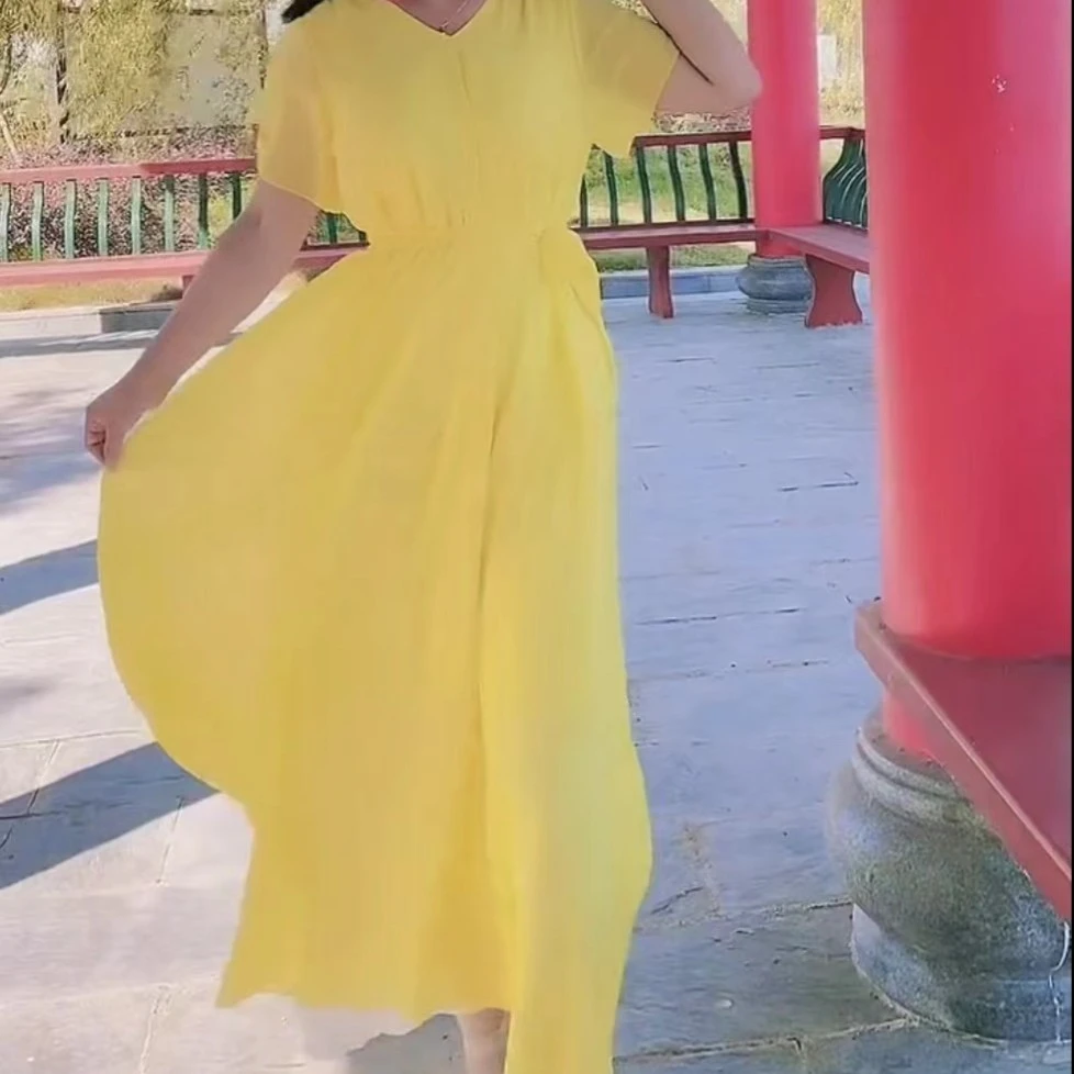 度假雪纺连衣裙超大裙摆80～200斤胖MM波西米亚连衣裙长裙红色020