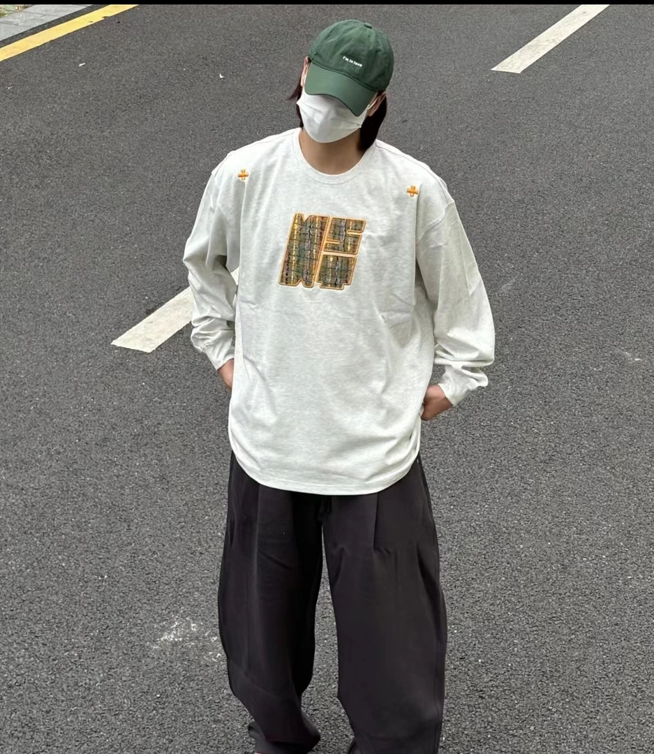 发芽小香风圆领长袖