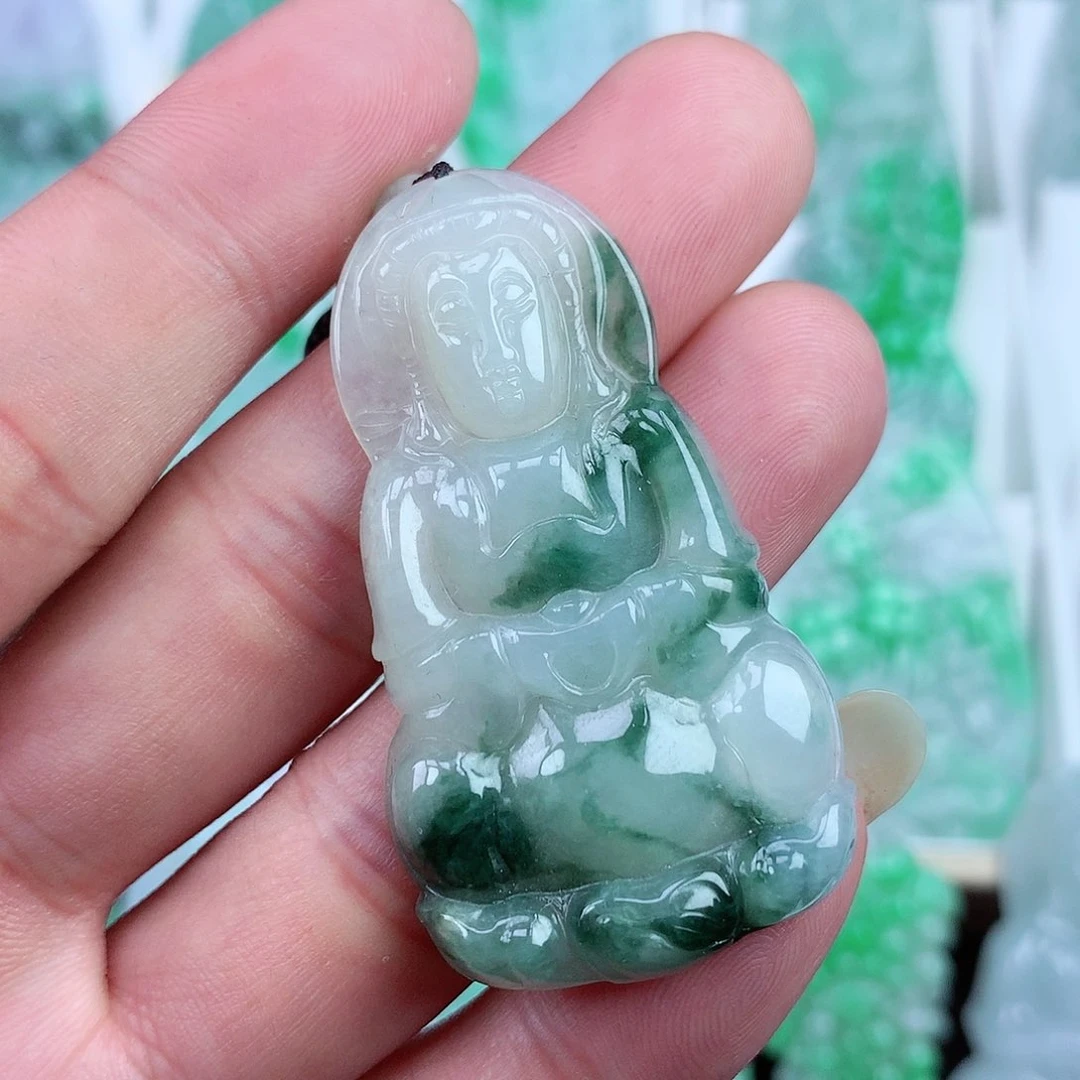 翡翠颈饰未镶嵌翡翠吊坠