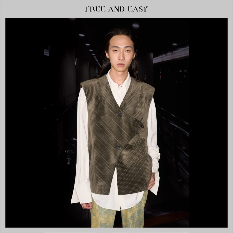 ZLHK【FAE】 “是牛仔勾搭了灯芯绒”牛仔绒马甲b312003