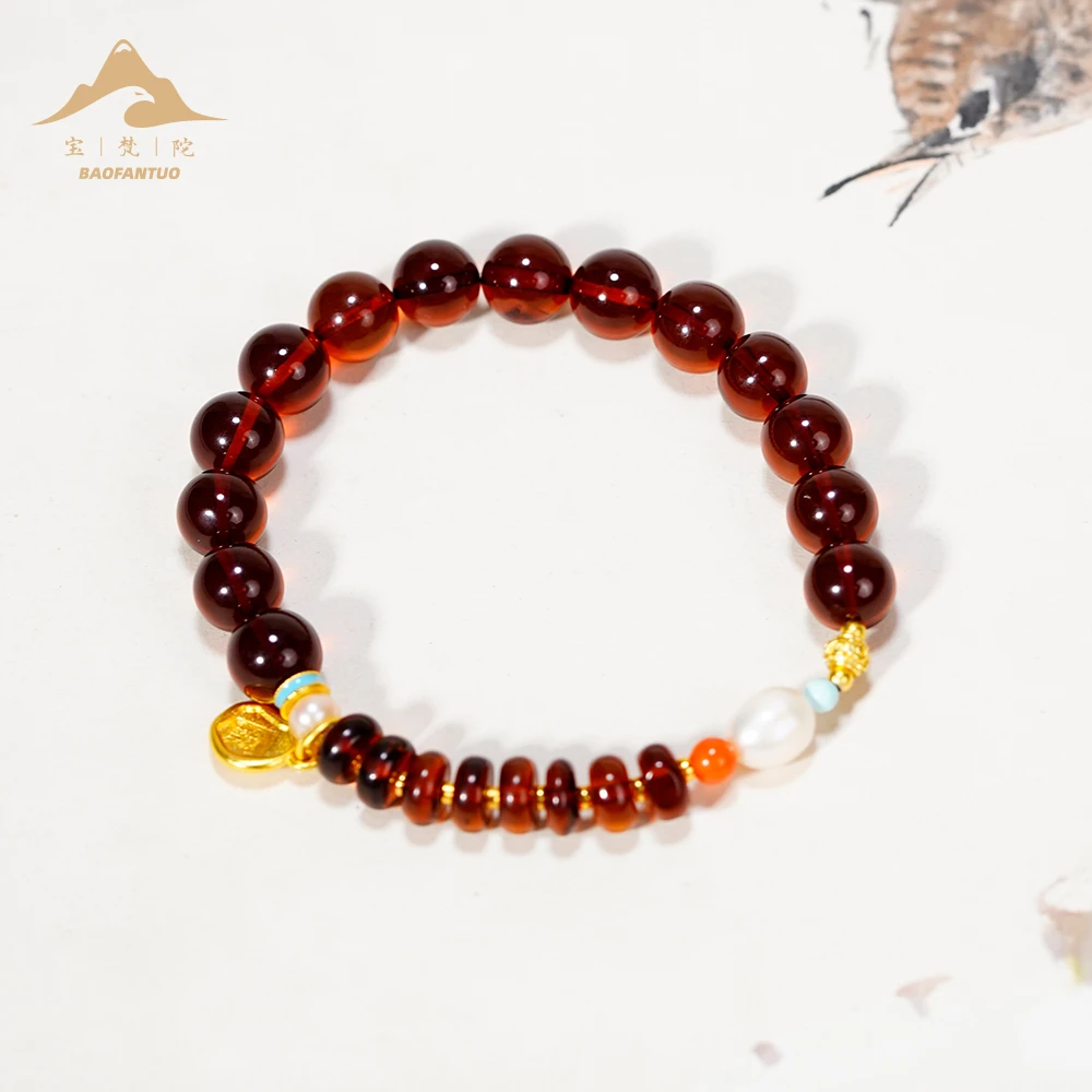 宝梵陀⾎珀⼿链【扣肉推荐】3693