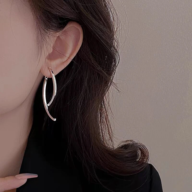 时尚交叉长款半圆弧形耳环高级感小众设计显脸瘦百搭爆款耳饰耳钉