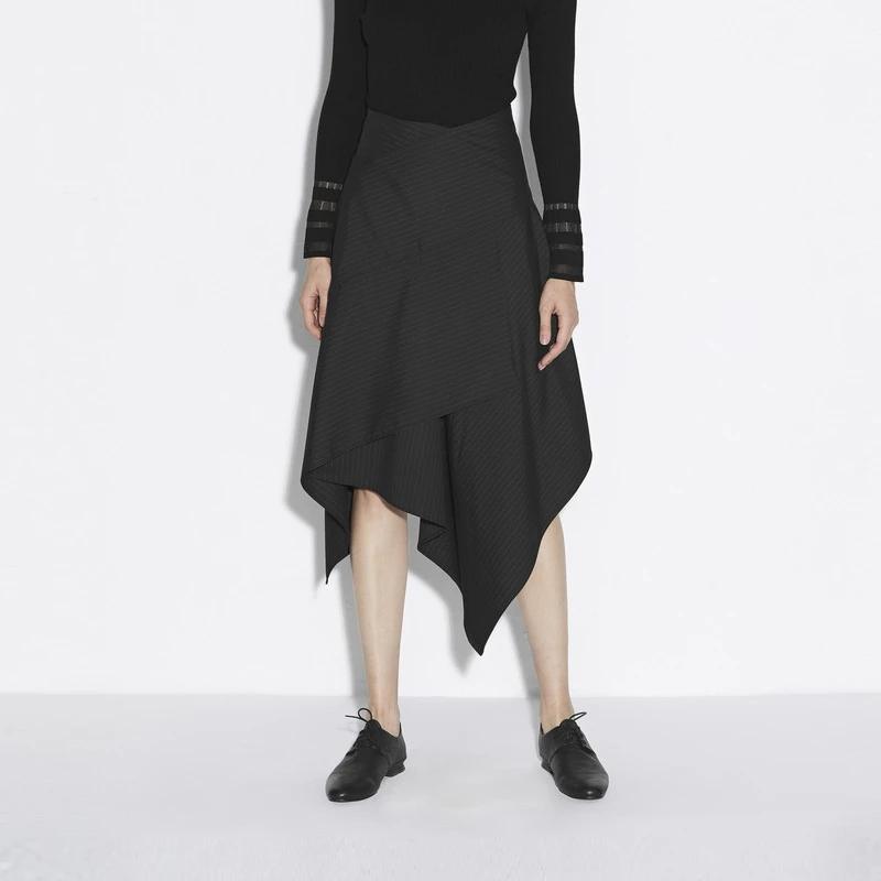 圣迪奥女装时尚个性气质撞色条纹不规则拼接长裙S21381122