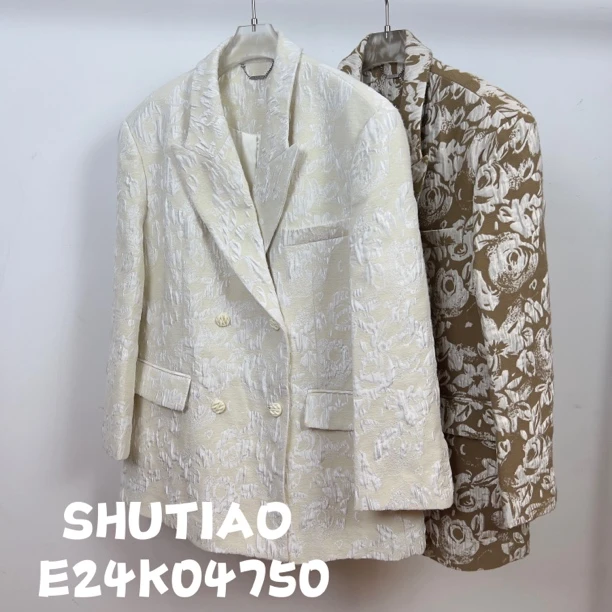 【SHUTIAO】2024秋冬：新款小众设计款外套E24K04750