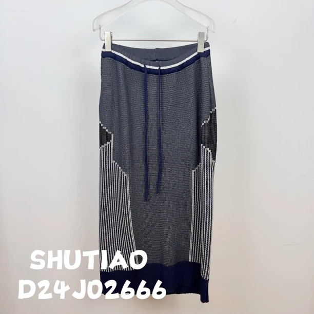 【SHUTIAO】2024秋冬：新款小众设计款裙子D24J02666