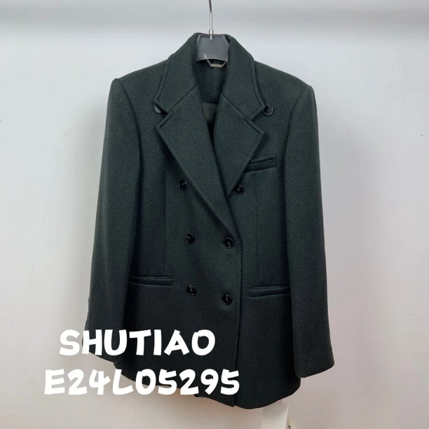 【SHUTIAO】2024秋冬：新款小众设计款外套E24L05295