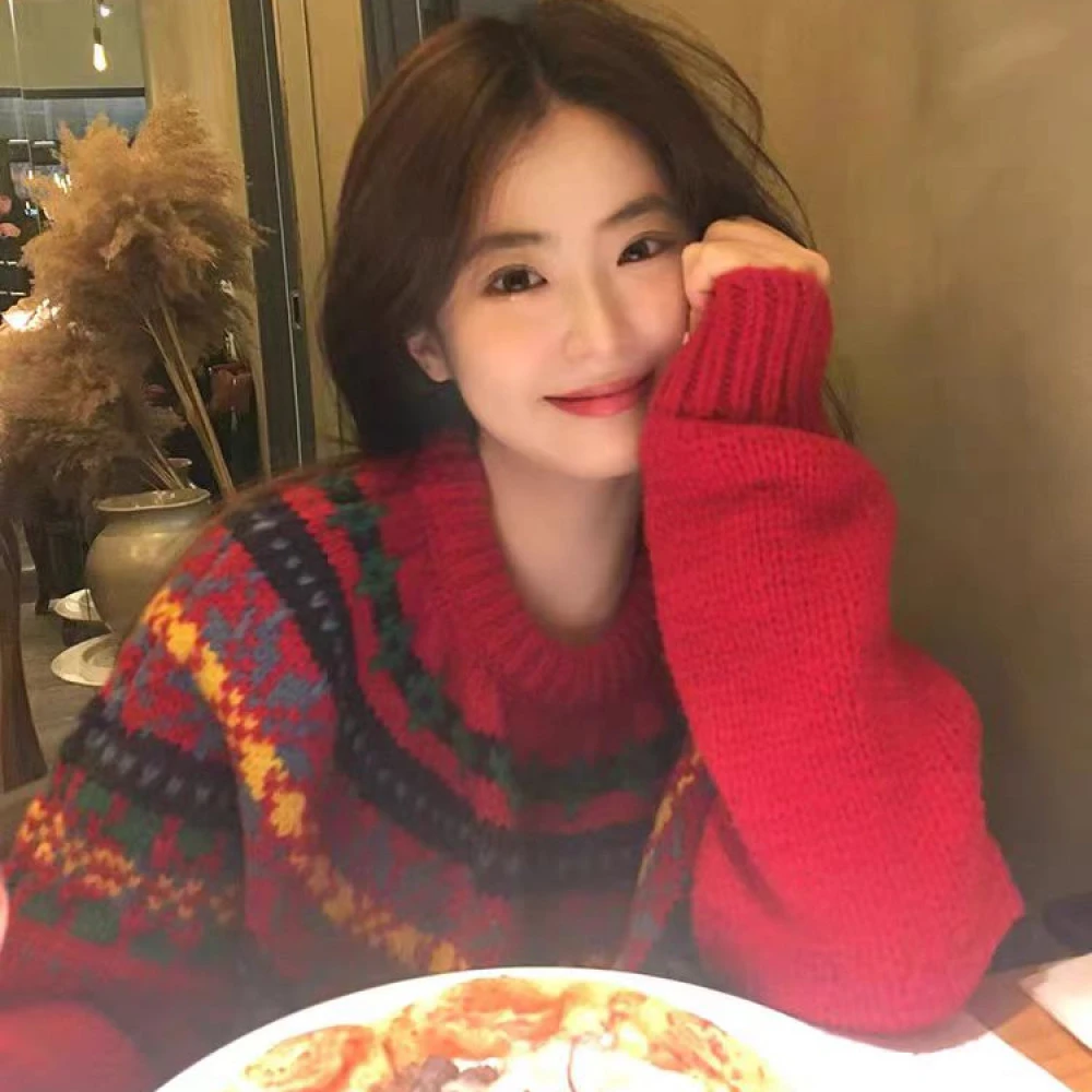 复古宽松慵懒风圣诞红色毛衣女2024年秋冬新款时尚新年针织上衣