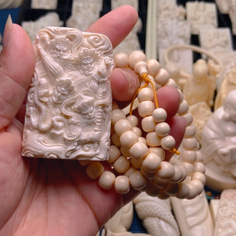 【闪购商品】牌加0.7x0.8根雕℡****浩