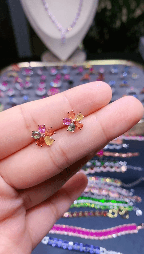 【闪购商品】彩色蓝宝石耳饰银S925镶嵌.
