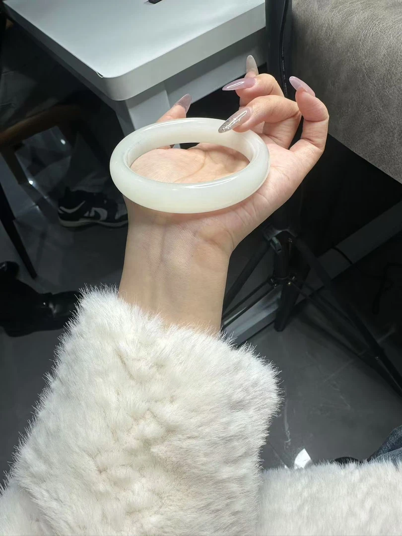 白月光手镯天然玉石