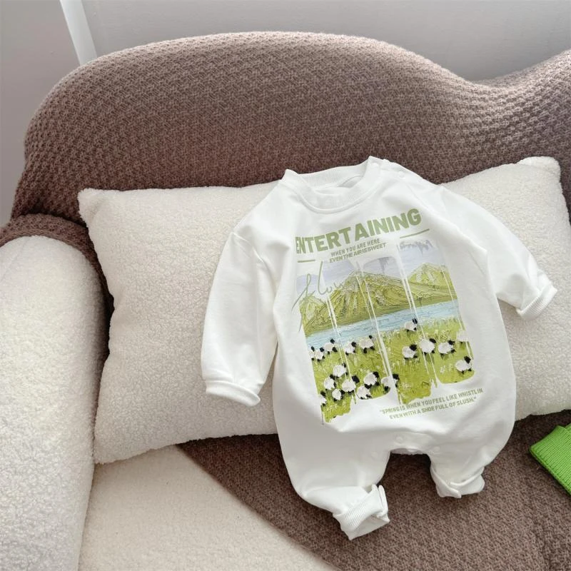 以牵春意盎然满山小羊春款男女宝潮款儿童柔软连体衣爬服哈衣