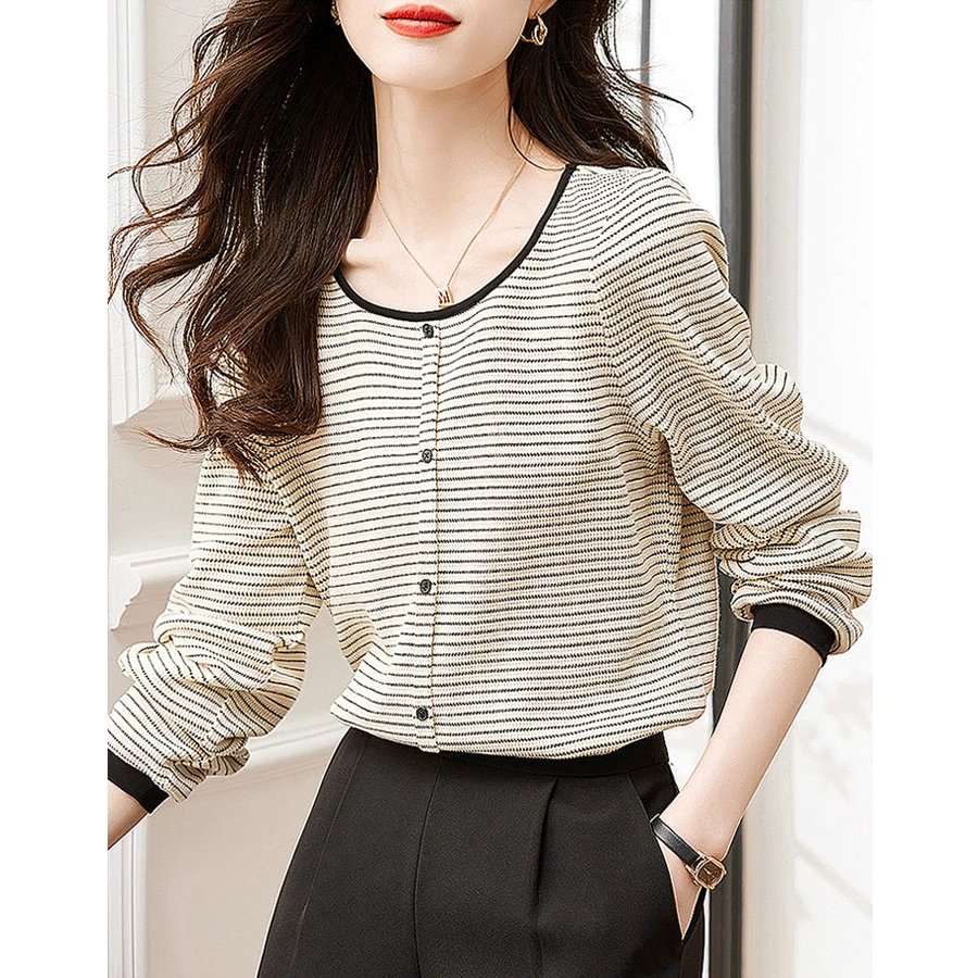 24年春装新款条纹长袖T恤打底衫女时尚洋气外套休闲百搭上衣