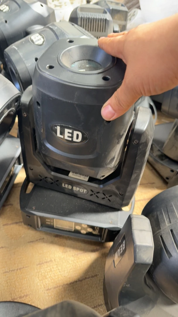 9新  LED图案灯一台