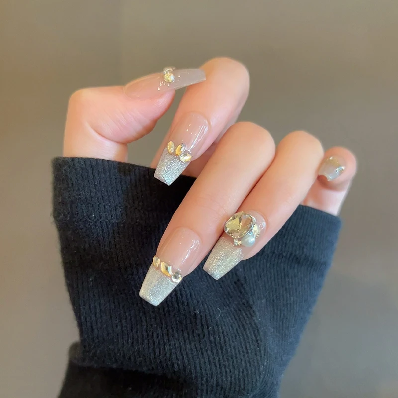 【荔枝里】纯手工穿戴甲轻奢高级感小众显白法式美甲贴片气质简约