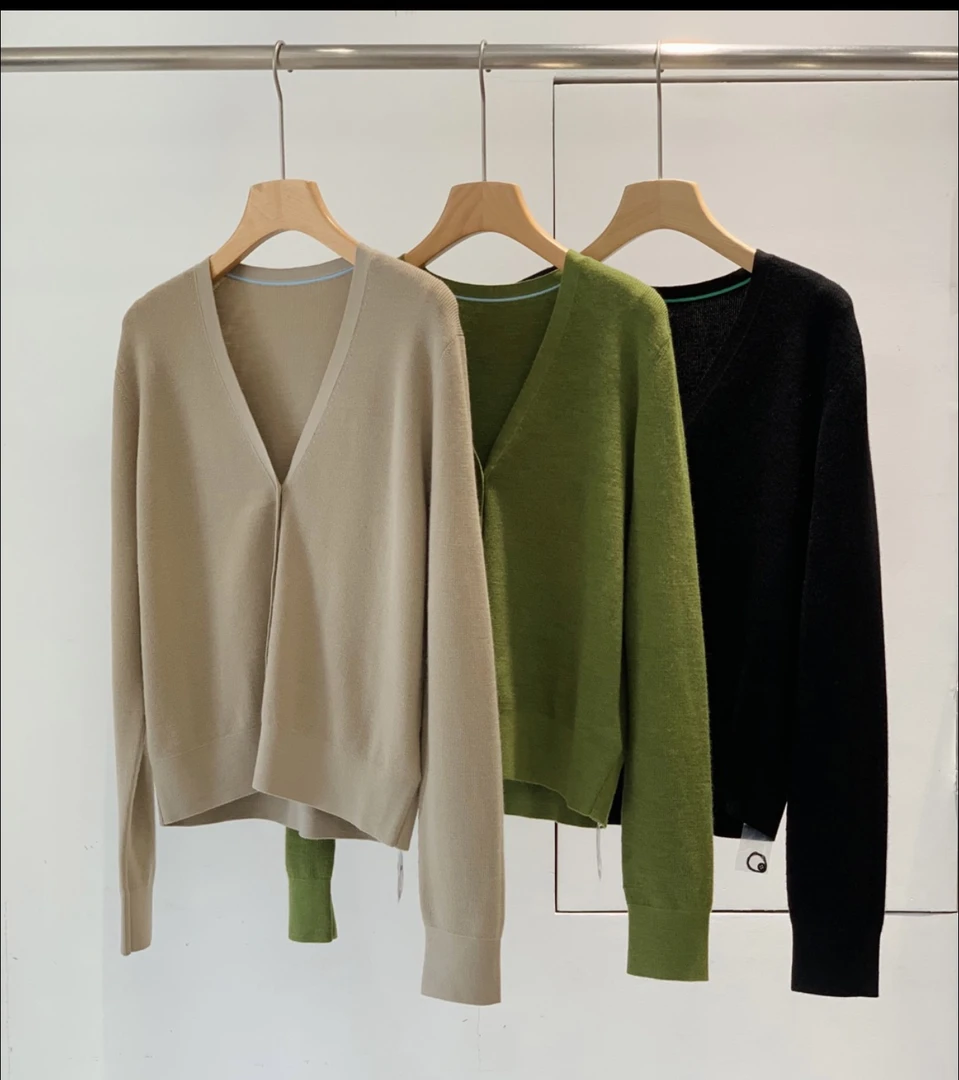 【雅祺YAQI】百搭V领针织开衫女时尚慵懒风外套毛衣上衣