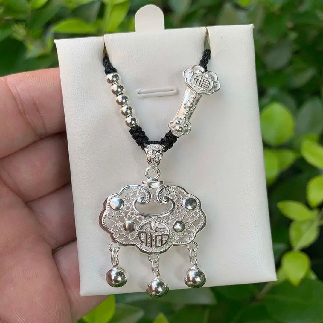 坠链均足银 坠链均足银平安锁编绳如意足银999项链锁骨链吊坠银锁