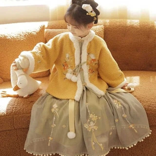 汉服女童冬季刺绣加绒加厚古风冬装宝宝拜年服中国风儿童演出网红