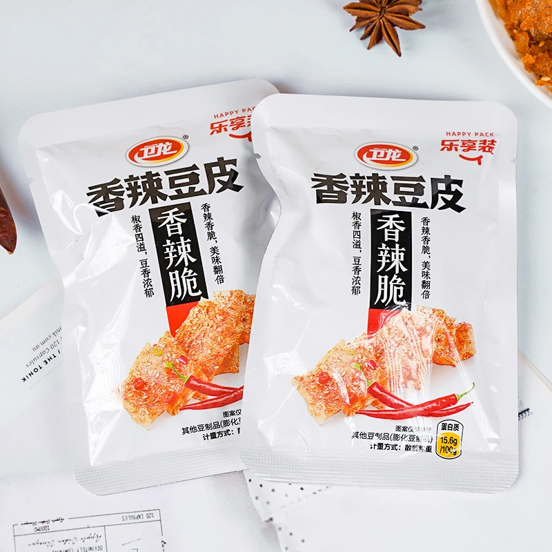 卫龙辣条香辣软豆皮豆干儿时经典童年怀旧小零食休闲食品小吃250g