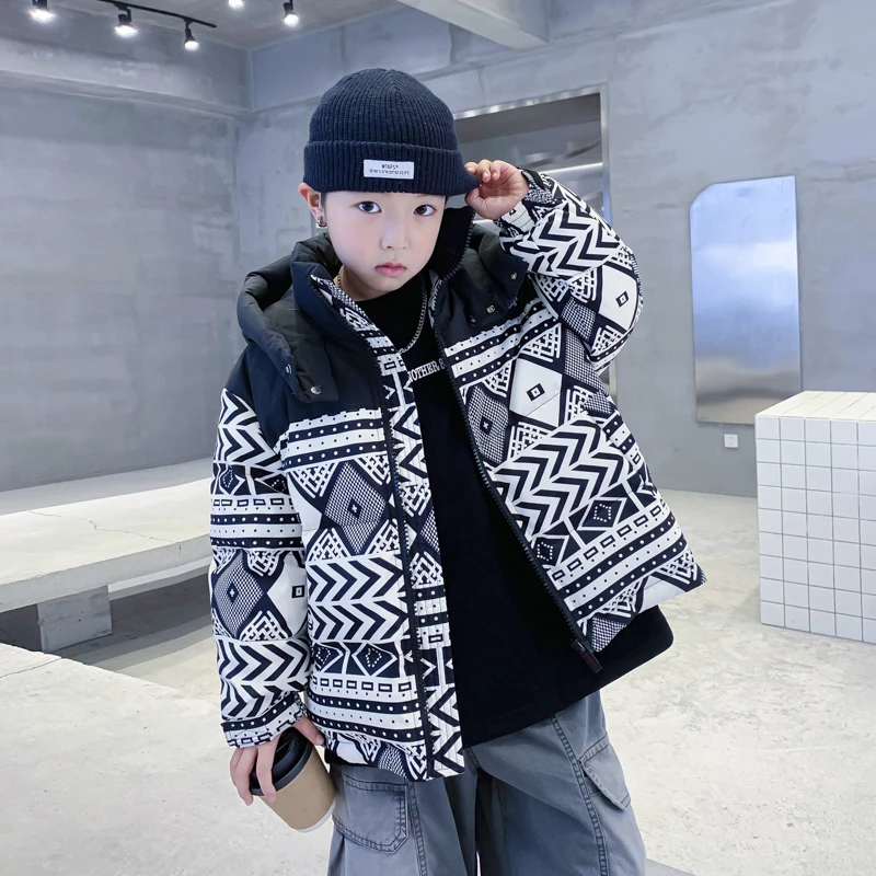 童装羽绒服冬季洋气外套加厚中长款男孩儿童连帽