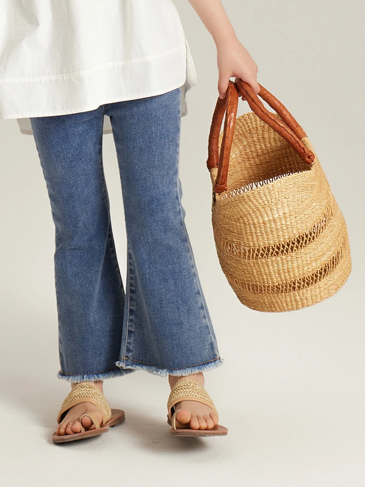 初秋【小梨涡】秋季薄款女童韩版修身毛须边喇叭牛仔裤九分24T081