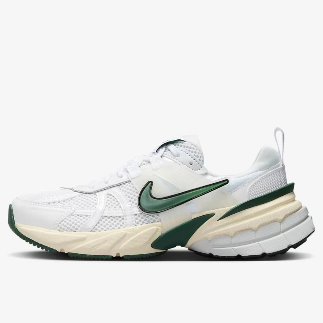NIKE/耐克Nike V2K Run 女子运动鞋舒适夏季透气FD0736-101