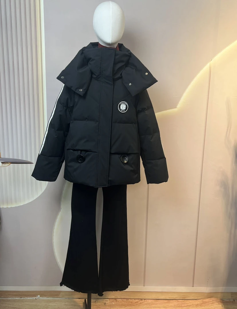 时尚女装羽绒服女短款加厚3705
