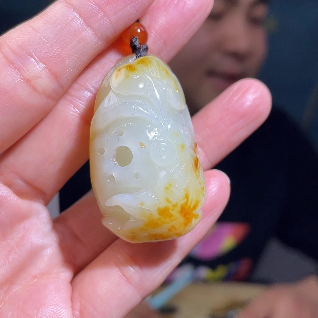 和田玉颈饰未镶嵌