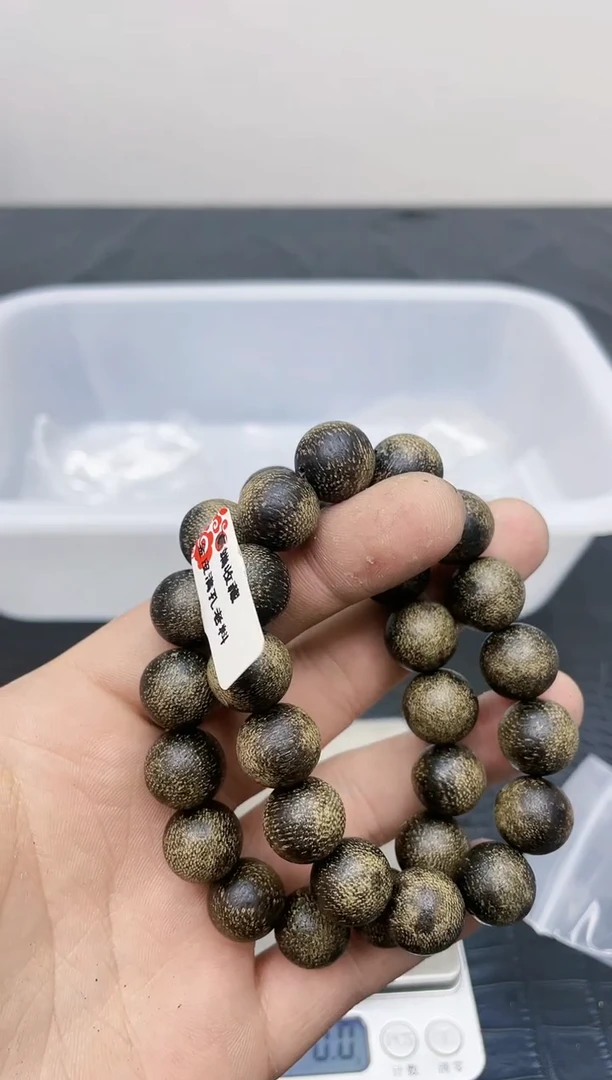 【闪购商品】降真香其他XE14木质单圈手串1010