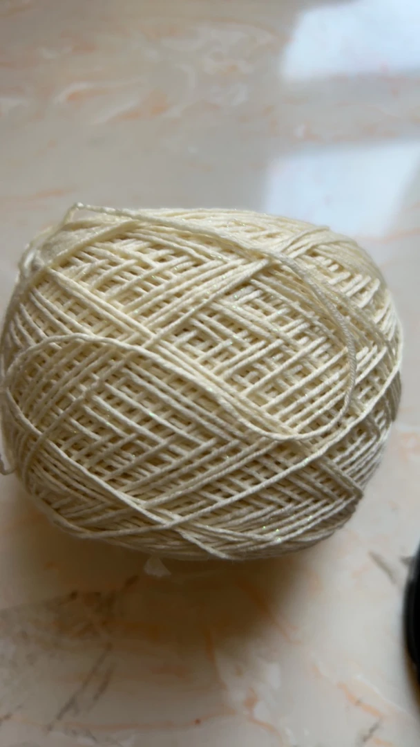 羊毛蕾丝手编贴身毛衣用线，一份1两一斤送一个教程