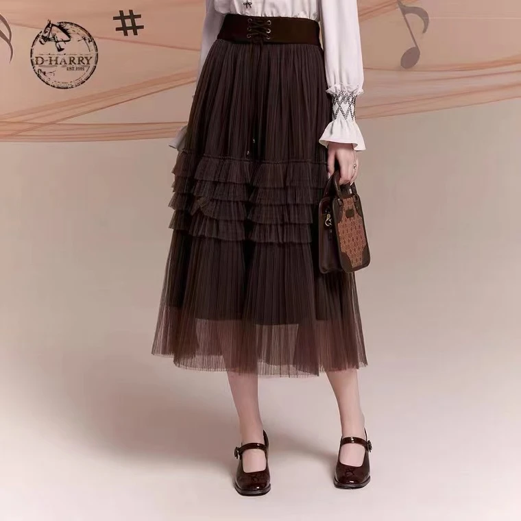 D-HARRY/迪哈利2022春季新品咖色网纱裙子百褶半身裙DH221M93833D