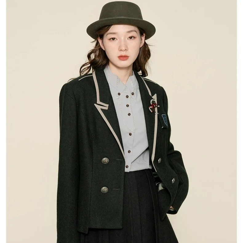 D-HARRY/迪哈利学院风短款不对称嵌边西装外套上衣女DH224A95786D