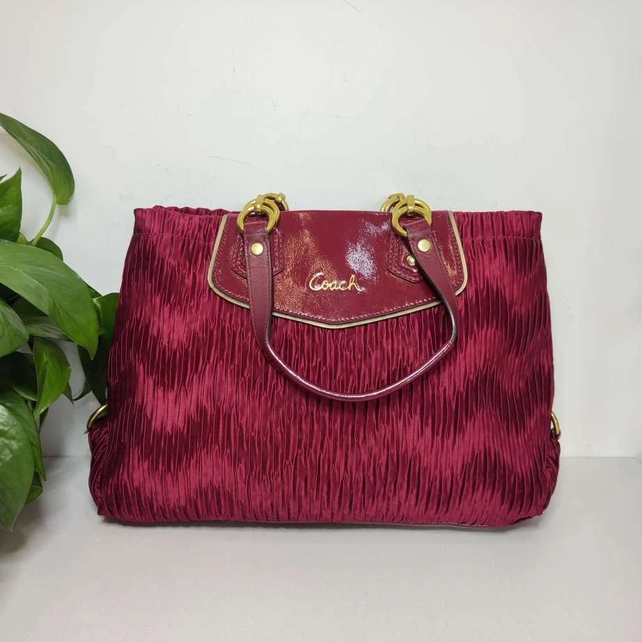 95新 COACH/蔻驰 女士手提包酒红色丝绒款 尺寸37x29x7 7976876