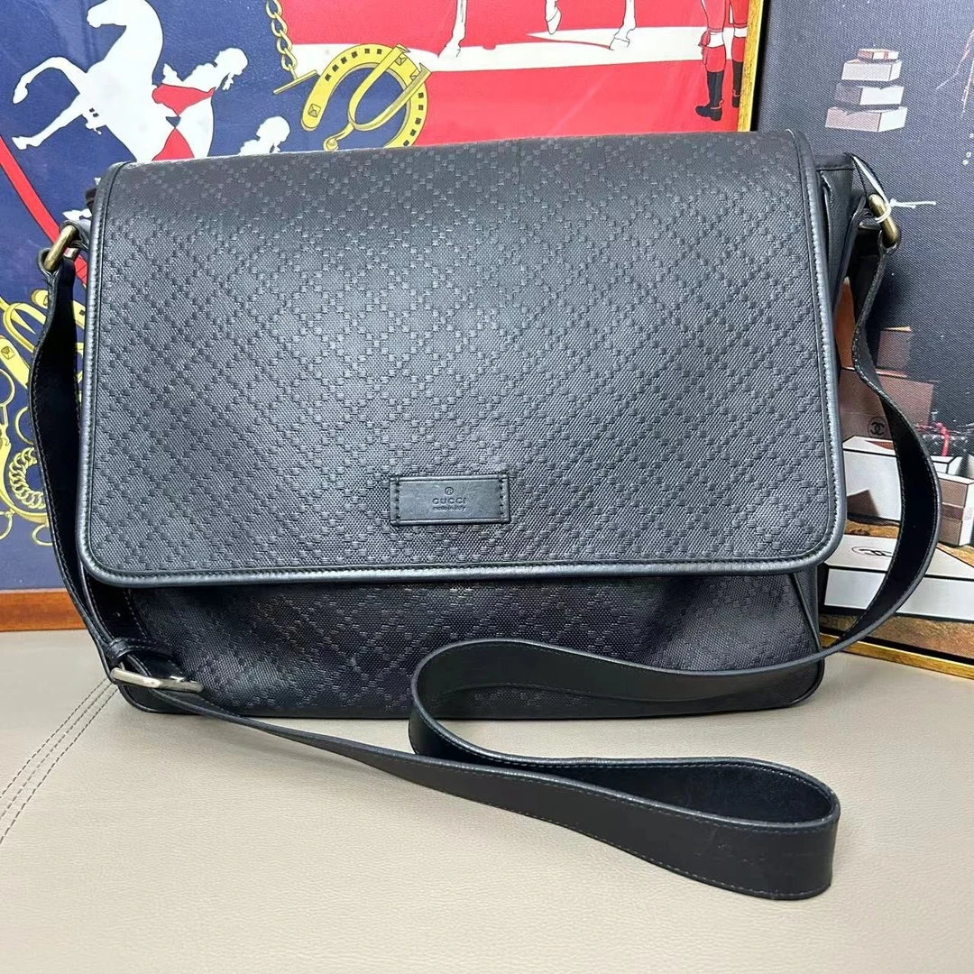 95新 GUCCI/古驰 古驰/黑色单肩包 尺寸:36x30x11编码: 8363879