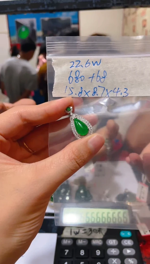 【闪购商品】定制翡翠未镶嵌天然A货翡翠  假一罚四